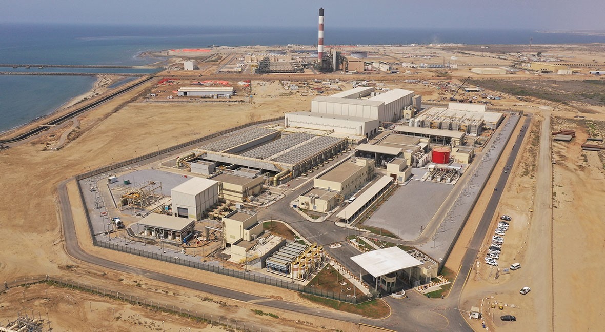 Aerial view of Shuqaiq 3 desalination plant