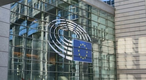 EU Commission welcomes new measures to boost the rollout of gigabit networks