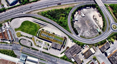 Green infrastructure for sustainable, resilient cities: unintended side effects