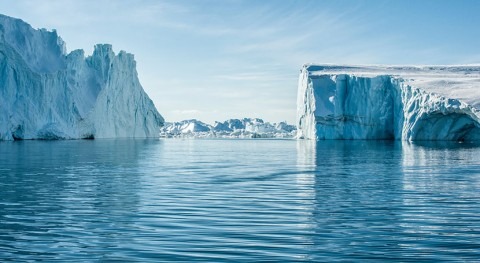 Satellite monitoring of Greenland ice melting highlights global flood risk