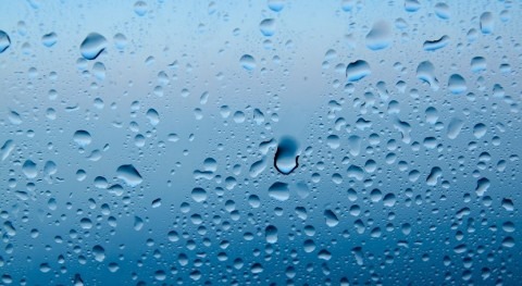 New Stanford research reveals how benign water can transform into harsh hydrogen peroxide