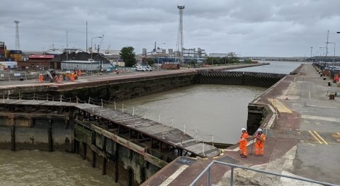 Construction progresses on £34 million flood defence project in London’s major port
