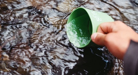 Study find Australians would pay to provide clean drinking water to remote communities