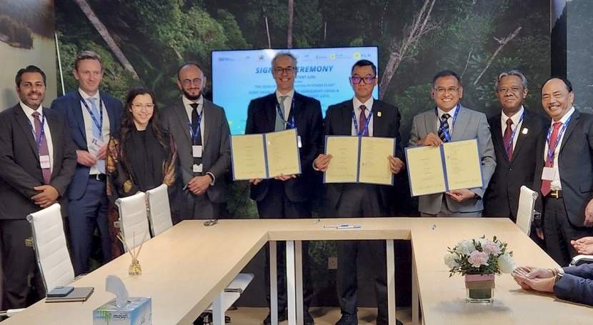 ACWA Power signs deal to develop the largest green hydrogen project in Indonesia