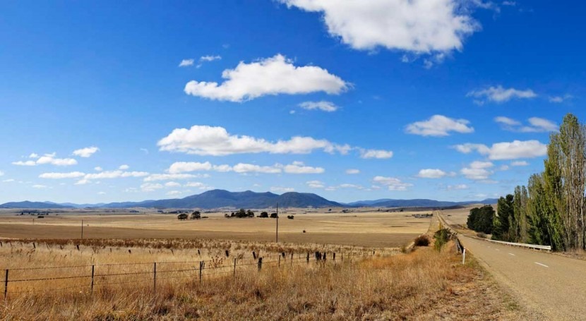 rare natural phenomenon brings severe drought to Australia. Climate change making it more common