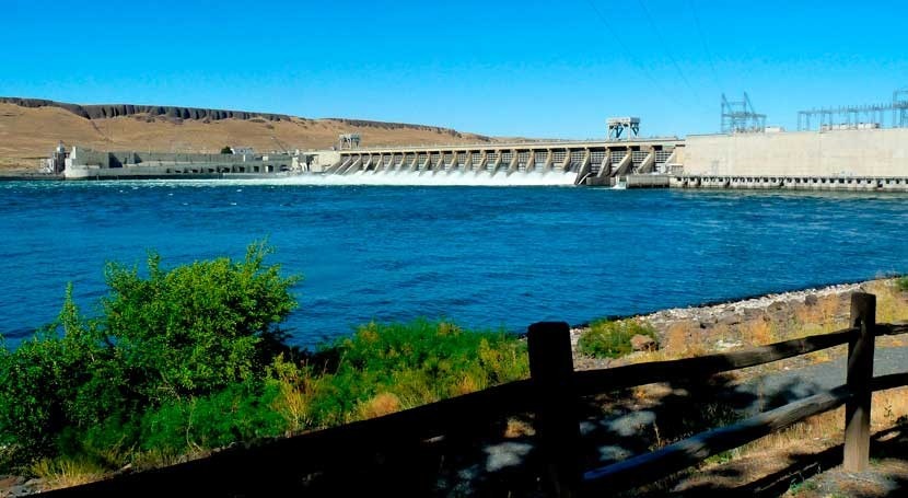 Droughts boost emissions as hydropower dries up