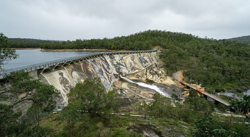 Money for dams dries up as good water management finally makes it into federal budget