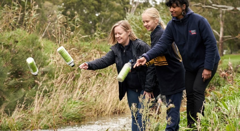 GPS tracking reveals how litter travels through Melbourne's waterways