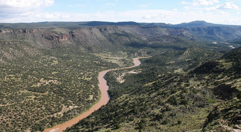 Not grand anymore: water flows in the Rio Grande dwindle in New Mexico