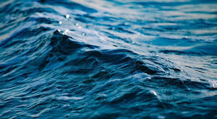 New catalyst efficiently produces hydrogen from seawater