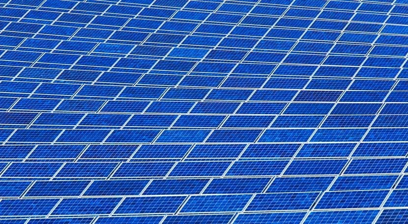 PUB and Sembcorp sign 25-year agreement to build Singapore’s largest floating solar system